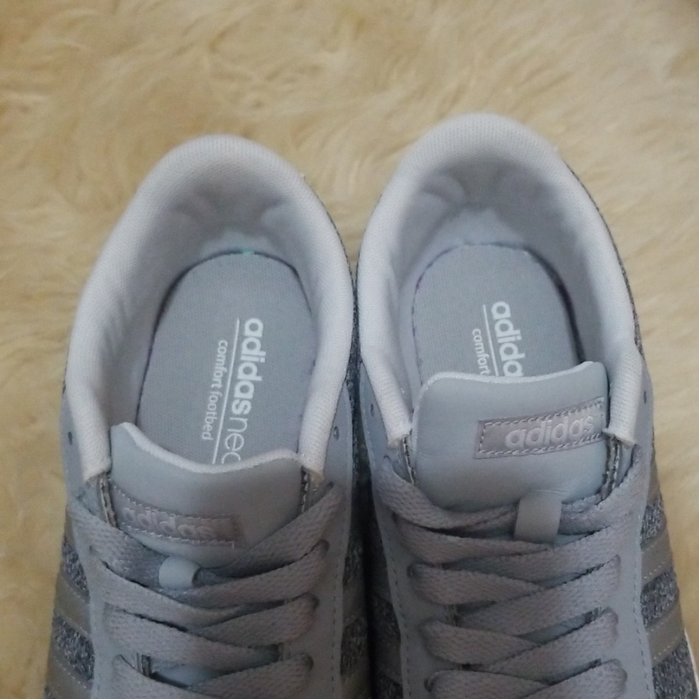 Adidas sneakers - Picture 4 of 5